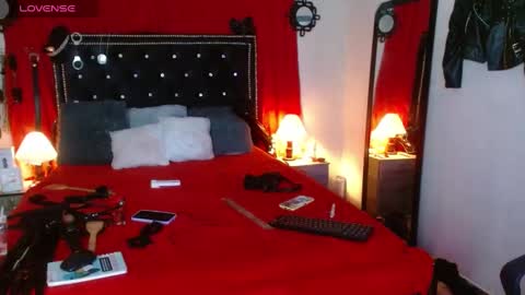 Snapshot of amelie__martinez chatting on 09-13-25, 10:20 amelie__martinez online show from 09-13-25, 10:20