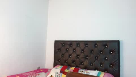 Ameliejoness  online show from 07-15-26, 09:09