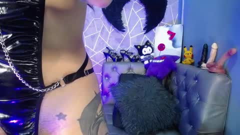 Snapshot of amelierouss chatting on 10-08-25, 02:42 AMELIEROUS .. see you tomorrow kisses online show from 10-08-25, 02:42