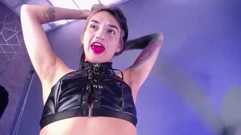 Snapshot of amelierouss chatting on 10-18-25, 04:30 AMELIEROUS .. see you tomorrow kisses online show from 10-18-25, 04:30