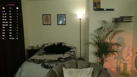 Snapshot of ameliestone1 chatting on 11-14-25, 08:18 Maria Independet Model online show from 11-14-25, 08:18