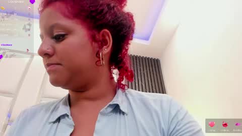 Snapshot of ameliia_jones_ chatting on 05-13-26, 02:58 ameliia_jones_ online show from 05-13-26, 02:58