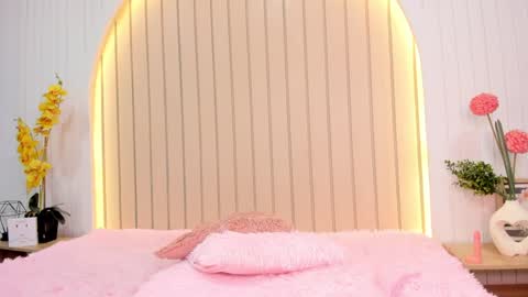 Amelia online show from 12-21-24, 07:45