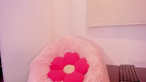 Snapshot of ameliiaa_smith chatting on 06-10-26, 10:41 Amelia online show from 06-10-26, 10:41