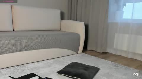 Amelina Love online show from 11-14-25, 01:59