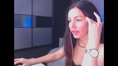 amelinamersi online show from 11-01-25, 03:58