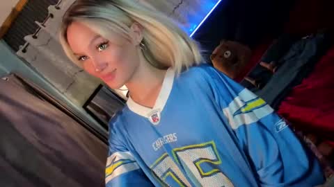 amelinckx online show from 02-23-25, 07:49