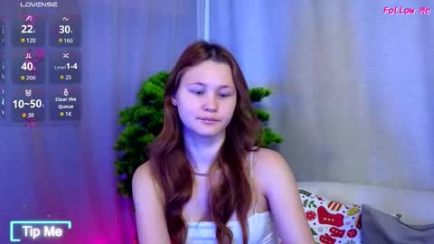 AmeliRoyse online show from 12-21-25, 05:09