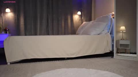 Amy  online show from 11-28-25, 01:52