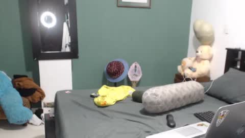 Lucian online show from 09-10-25, 02:11