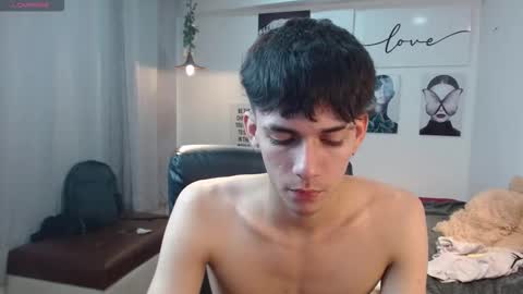 Snapshot of amethystshadow chatting on 11-23-25, 12:21 amethystshadow online show from 11-23-25, 12:21