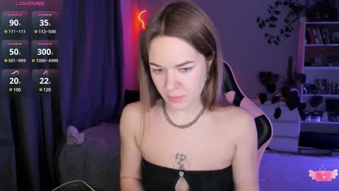 Hi-hi I am Kate welcome to my sexy room online show from 02-19-25, 07:59