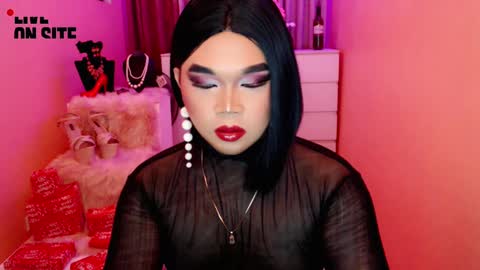 Queen Mireska online show from 12-12-24, 01:06