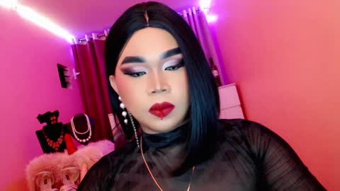 Queen Mireska online show from 02-22-25, 12:08