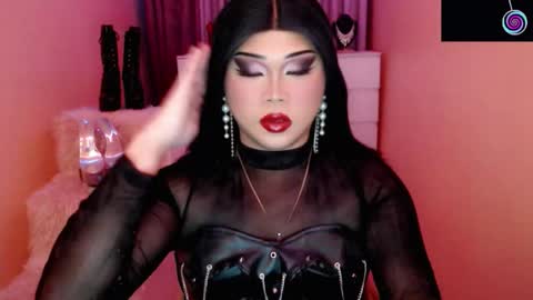 Queen Mireska online show from 02-04-26, 05:41