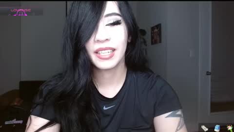 Snapshot of amilustxx chatting on 01-10-25, 02:14 amilust online show from 01-10-25, 02:14