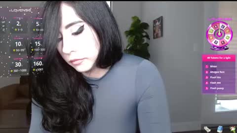 Snapshot of amilustxx chatting on 01-16-25, 10:12 amilust online show from 01-16-25, 10:12