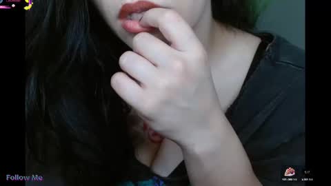 Snapshot of amilustxx chatting on 09-21-25, 04:41 amilust online show from 09-21-25, 04:41