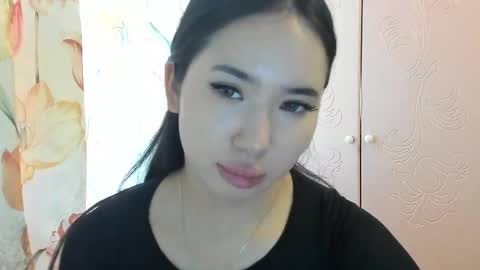 Amina online show from 11-03-25, 06:25