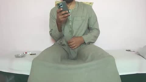 Amir online show from 10-19-25, 08:26