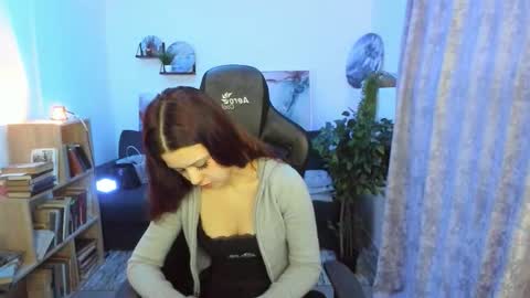 Snapshot of amirelioren chatting on 02-27-26, 06:13 Amire online show from 02-27-26, 06:13