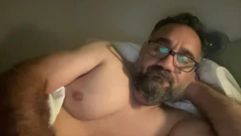 Snapshot of amirsds3298129 chatting on 06-15-26, 11:07 amirsds3298129 online show from 06-15-26, 11:07