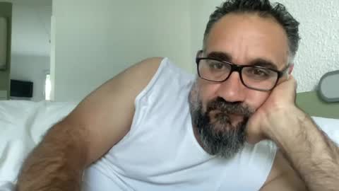 Snapshot of amirsds3298129 chatting on 06-16-26, 06:10 amirsds3298129 online show from 06-16-26, 06:10