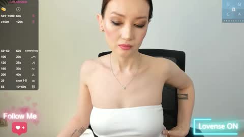 amiwong online show from 04-26-26, 04:54