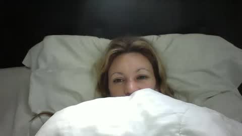 Snapshot of ammber3 chatting on 09-15-25, 11:21 Paula D online show from 09-15-25, 11:21