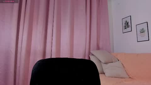 Snapshot of ammy_jhonnes chatting on 06-11-26, 12:32 Ammy online show from 06-11-26, 12:32