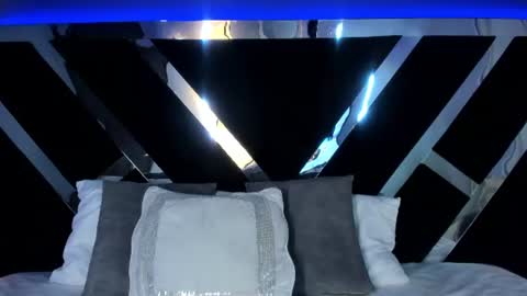 Ammy Jones online show from 07-24-26, 07:01