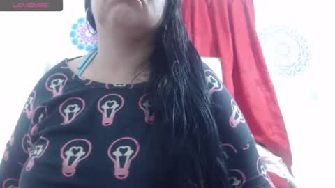 Snapshot of ammyloovee chatting on 10-05-25, 09:40 Ammy online show from 10-05-25, 09:40