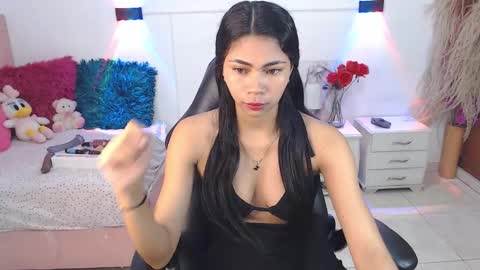 Snapshot of ammyy_wood_ chatting on 10-25-25, 04:09 ammyy_wood_ online show from 10-25-25, 04:09