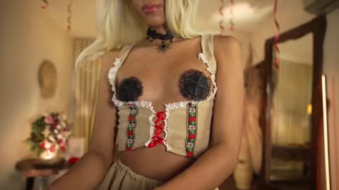 RETURN 30TH  100 explicit on  online show from 10-01-25, 09:54