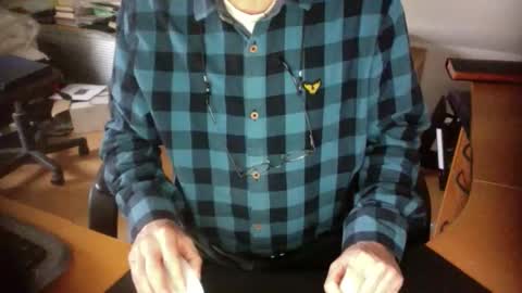 Snapshot of amor2200 chatting on 12-25-24, 01:19 Amor2200 online show from 12-25-24, 01:19