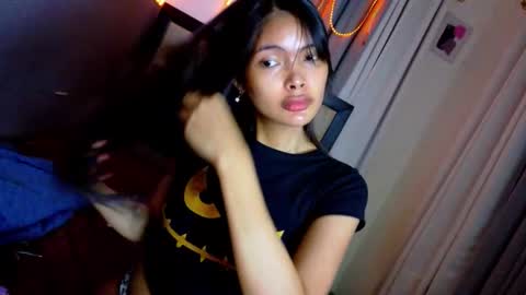 Snapshot of amor_prinsesa chatting on 03-08-26, 02:21 Prinsesa online show from 03-08-26, 02:21