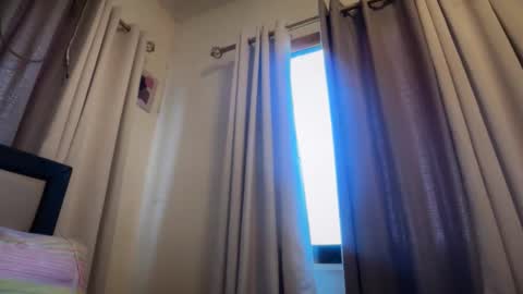 Snapshot of amor_prinsesa chatting on 03-11-26, 03:01 Prinsesa online show from 03-11-26, 03:01