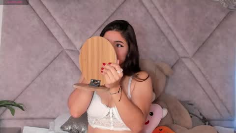 Snapshot of amora_96 chatting on 04-15-26, 02:02 amora online show from 04-15-26, 02:02