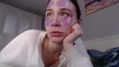 miss unforgettable online show from 12-17-25, 10:43