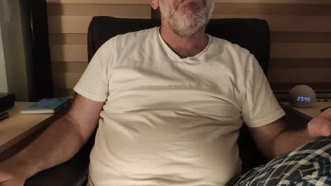 AmorLin online show from 04-20-26, 08:43