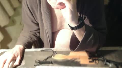 amslave4f online show from 02-15-26, 07:21