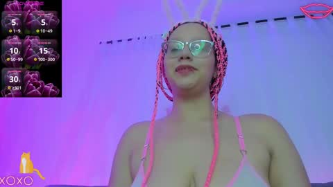 Snapshot of amunet_03 chatting on 09-14-25, 01:05 Amunet online show from 09-14-25, 01:05