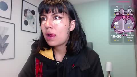 Amy 3 online show from 10-14-25, 04:02