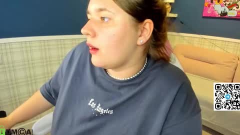 Snapshot of amy__wood chatting on 09-14-25, 08:13 AmyGMT 2 Mon-Sun  0300am-0900am  online show from 09-14-25, 08:13