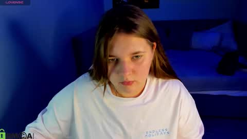 Snapshot of amy__wood chatting on 09-29-25, 06:51 AmyGMT 2 Mon-Sun  0300am-0900am  online show from 09-29-25, 06:51