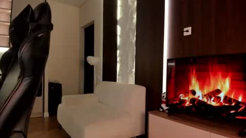 Amy Akime online show from 07-05-26, 02:02