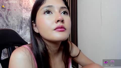 Snapshot of amy_innocent_ chatting on 12-19-25, 08:05 Amy online show from 12-19-25, 08:05