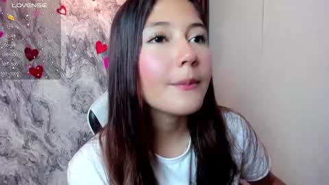 Snapshot of amy_innocent_ chatting on 02-15-26, 08:27 Amy online show from 02-15-26, 08:27