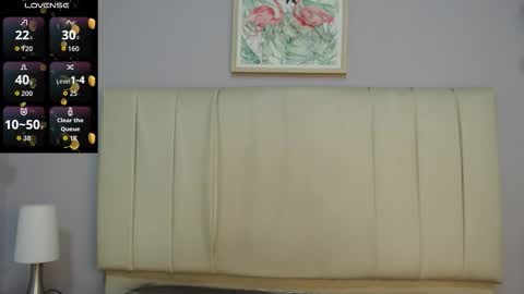 Snapshot of amy_le chatting on 10-23-25, 01:32 Amy online show from 10-23-25, 01:32