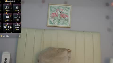 Snapshot of amy_le chatting on 11-10-25, 01:43 Amy online show from 11-10-25, 01:43